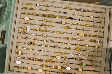 10 оригинальных подарков из Израиля