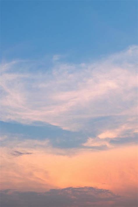 Cielo Y Nubes Al Atardecer Foto De Stock En Vecteezy