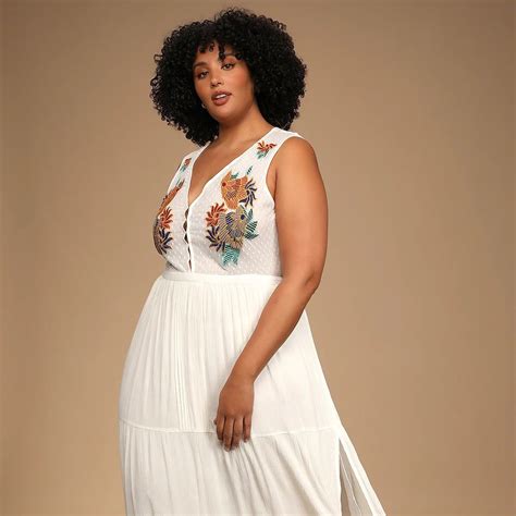 Plus Size White Casual Dresses