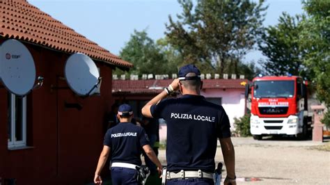 Il Comune Di Milano Potrebbe Acquistare L Area Del Campo Rom Di Via