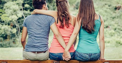 When Are Opposite Sex Friends A Threat To Your Relationship