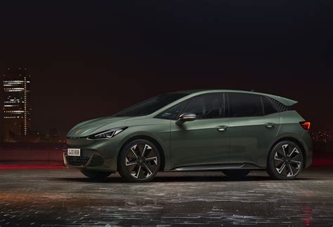 Photos La Nouvelle Cupra Born Vz Aura Ch En Propulsion Arri Re