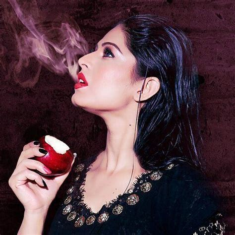 Bollywood Actress Komal Thacker Latest Hot Spicy Photo St