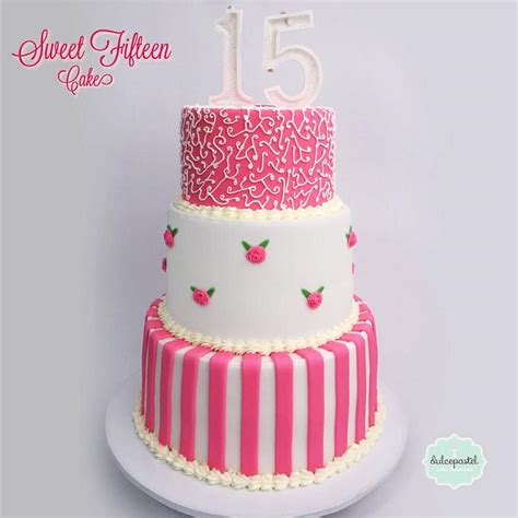 Torta A Os Medell N Decorated Cake By Cakesdecor