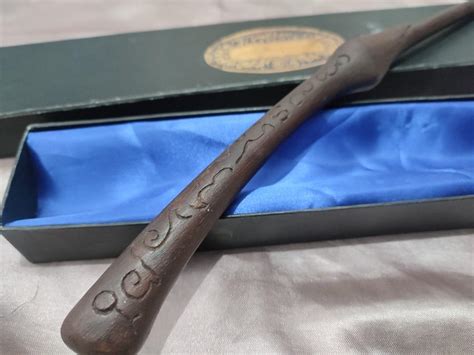 Bellatrix Lestrange Wand, Hobbies & Toys, Memorabilia & Collectibles, Fan Merchandise on Carousell