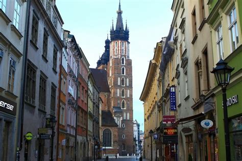 Krakow Old Town Walking Tour — Krakow Tours