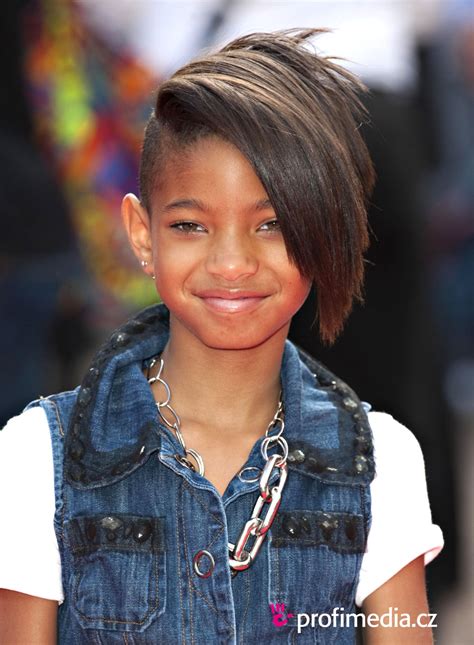 Willow Smith Hairstyles