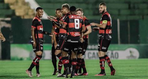 Sem vencer há cinco jogos Vitória tem semana decisiva