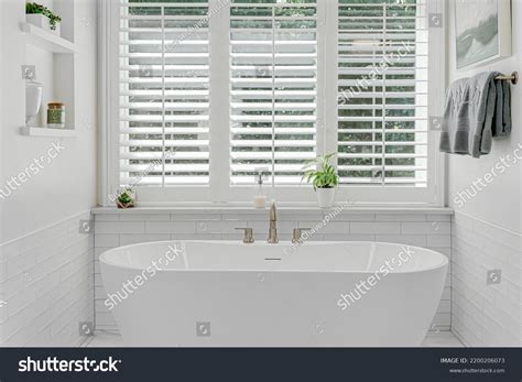 166,713 Windows Shutters Images, Stock Photos & Vectors | Shutterstock