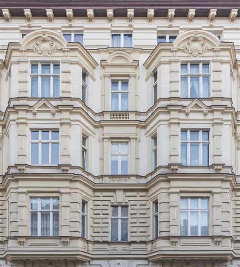 Fassade eines denkmalgeschützten Jugendstil-Gebäudes