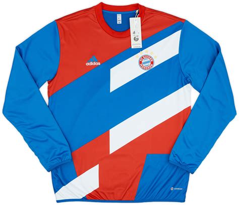 2022-23 Bayern Munich adidas Pre-Match Sweat Top