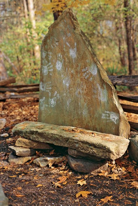 DIY Stone Benches – Mother Earth News