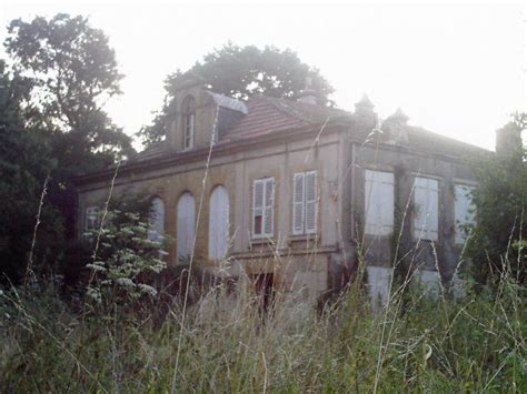 Image 1 La Maison Abandonnée du Rucher lieux abandonnées a