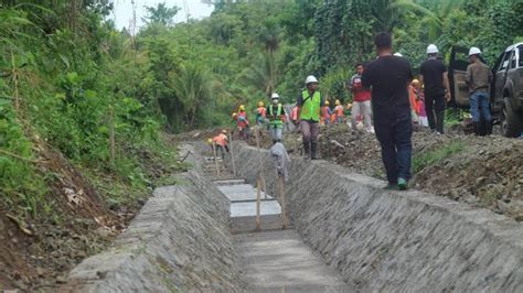 Dukung Kukar Jadi Lumbung Pangan Desa Loh Sumber Gencar Bangun