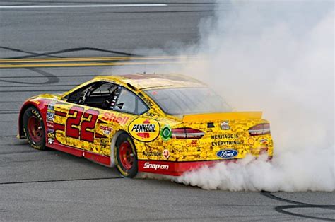 Logano Wins The Hellmans 500 Nascar Sprint Cup Nascar Nascar 2016