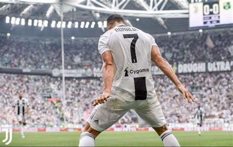 Cristiano Ronaldo Anota Sus Primeros Goles Con La Juventus El Informador