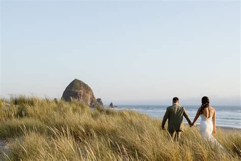 Stunning Oregon Coast Elopement At Cannon Beach Adventure Elopement