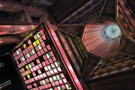 Intérieur de l église Saint Joseph Le Havre Seine Maritime Normandie