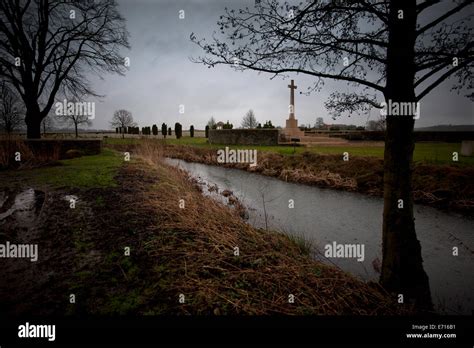 Ypern Ieper Ww1 Schlachtfeld 1914 1918 Belgien Bedford Haus Friedhof Zillebeke Dorf Ypres