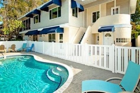 Holmes Beach, Florida Vacation Rental | 3011-2 | 2 Bedrooms 2 Bathrooms ...