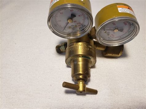 Radnor Model 150 Series Victor Light Duty Oxygen Single Stage