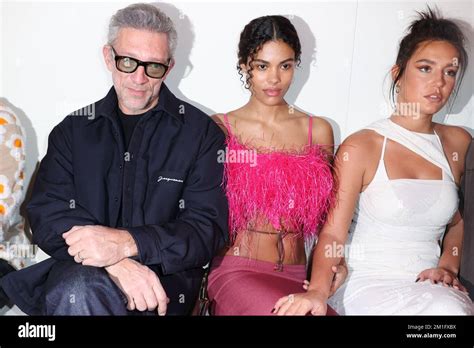 Le Bourget France Vincent Cassel Tina Kunakey Et Adele