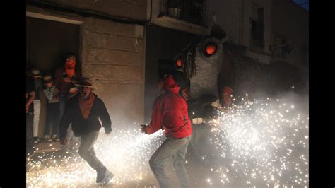 Les Matines Del Camell De Molins De Rei Youtube