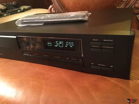 Rotel RCD 855 CD Player With Remote TDA1541A In NOS Mode Tube Out