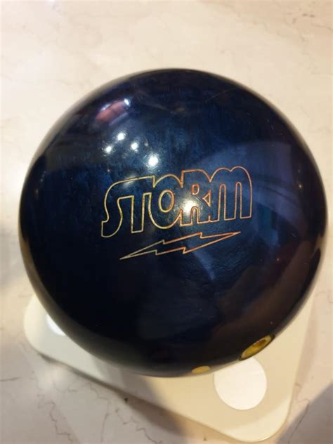 Storm PDW (Pete Weber) Bowling Ball, Sports Equipment, Sports & Games, Billiards & Bowling on ...