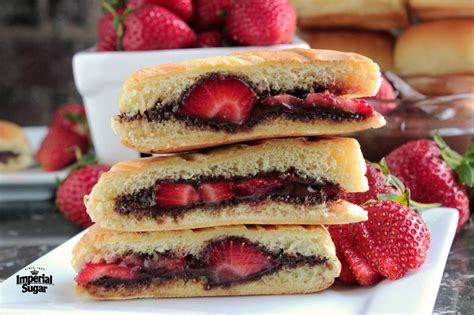 Strawberry Chocolate Paninis Imperial Sugar