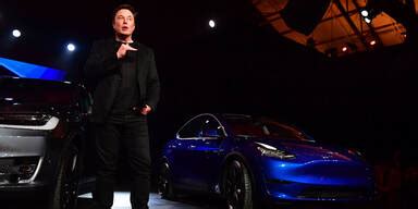 Elon Musk Sorgt F R Paukenschlag Bei Tesla Oe At