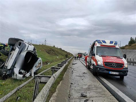 Foto O Ambulan Din Ungaria A Intervenit La Un Accident La Cluj Pe