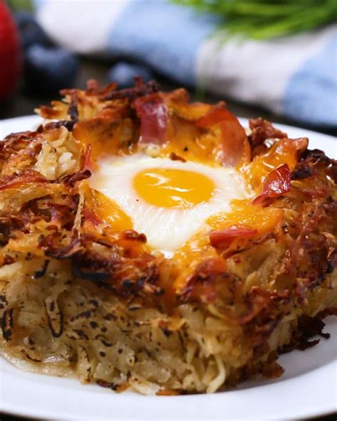 Crispy Cheesy Hash Brown Egg Bake Recipe By Tasty Recipe Recipes Tasty Cheesy Hashbrowns