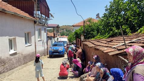 Kar Koca Evlerinde B Aklanm Halde L Bulundu