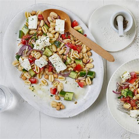 Griechischer Nudelsalat Mit Kichererbsen Feta Rezept Edeka