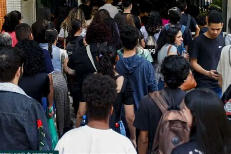 Saiba quem tem direito ao Programa Pé de Meia em Goiás