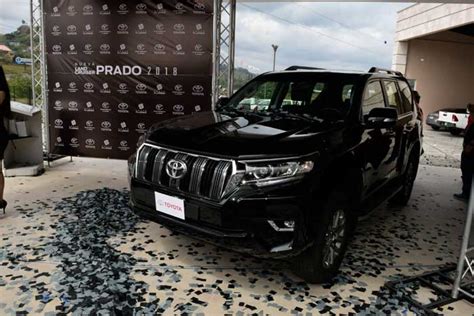 Corporaci N Flores Presenta La Nueva Land Cruiser Prado Proceso