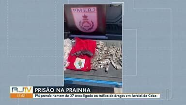 RJ Inter TV 1ª Edição PM prende homem em Arraial do Cabo por tráfico