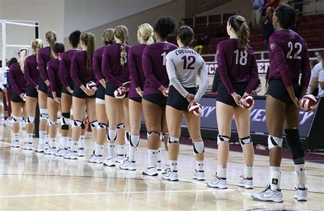 Head Coach Lori Duncan And The Eastern Kentucky University Volleyball