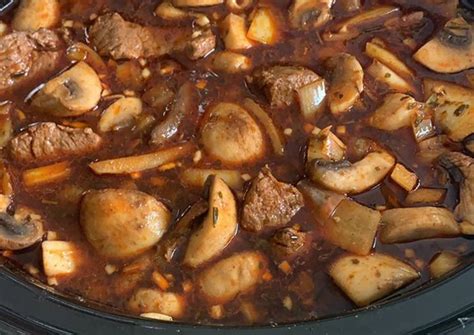 Rezept Perfekt Rindergulasch Mit Champignons