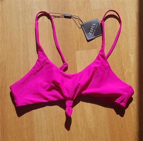 ZAFUL Bikini Oberteil Pink Gr M 38 Neu gemäss Beschreibung in Buchs ZH für CHF 5 mit