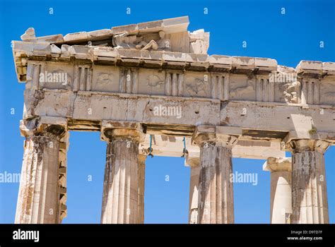 Parthenon (sculpture or frieze) hi-res stock photography and images - Alamy