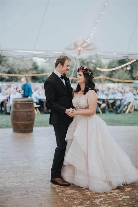 Cora Kendall Lyons Farmette Lyons Co Colorado Wedding Planner — Root Gather Events