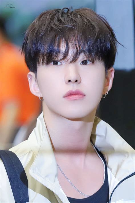 hoshi   gimpo international airport kpopping