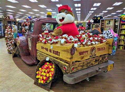 Road Warriors Texas Based Buc Ees Sues To Keep Out Buckys Stores