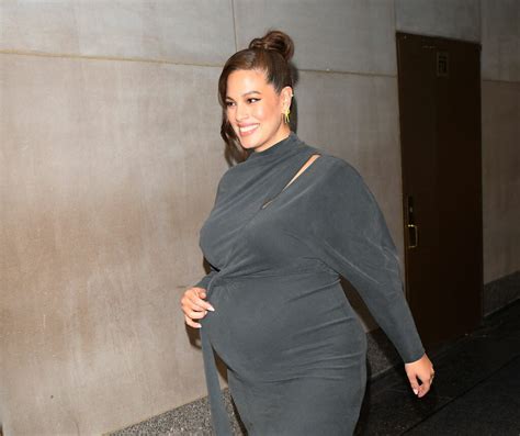 Ashley Graham Goes Full Nude Shares Intimate Pregnancy Home Birth And