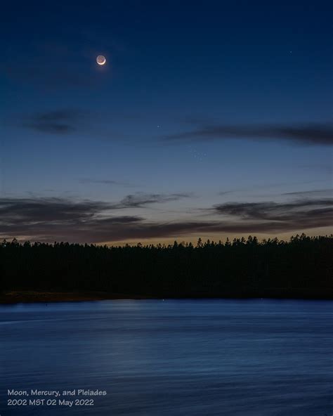 Moon, Mercury, and Pleiades in the Evening Sky – Flagstaff Altitudes