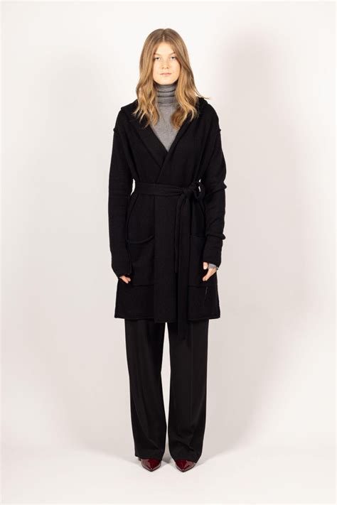 Black Cashmere Turtleneck Margo Krista Elsta