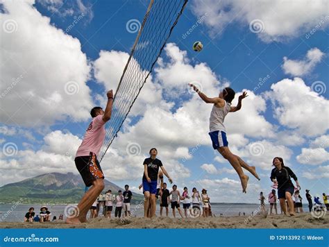 Beach Volleyball spike editorial photography. Image of block - 12913392