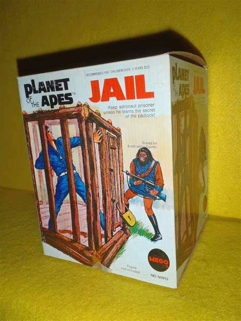 Planet Of The Apes Jail Planet Of The Apes Star Trek Figures Star